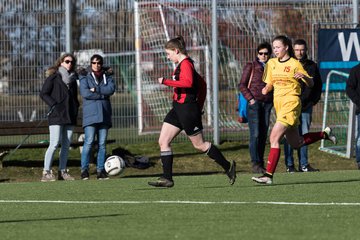 Bild 230 - B-Juniorinnen SG Weststeinburg/Bei - SV Fisia 03 : Ergebnis: 1:2